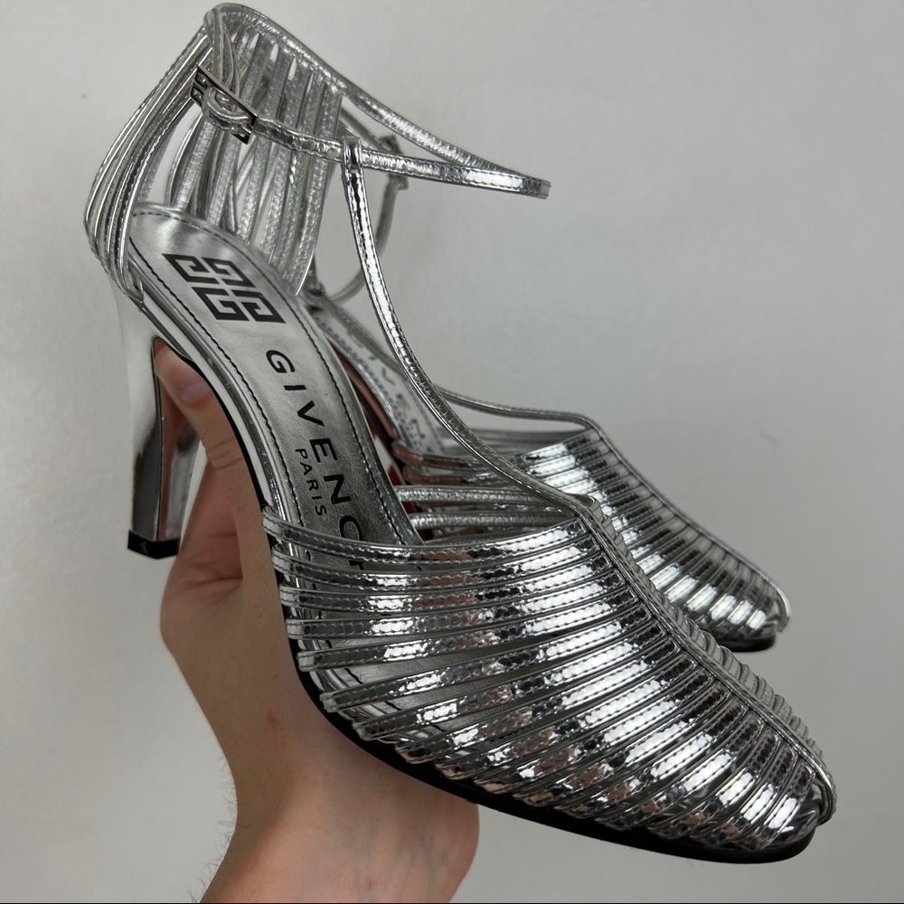 Givenchy Silver Metallic T-Strap Heeled Sandals - Picture 5 of 12